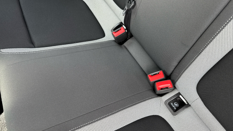 Skoda Fabia 1.0 MPI SE 5dr Petrol Hatchback